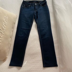 Gently worn DL1961 Angel Denim Size 27